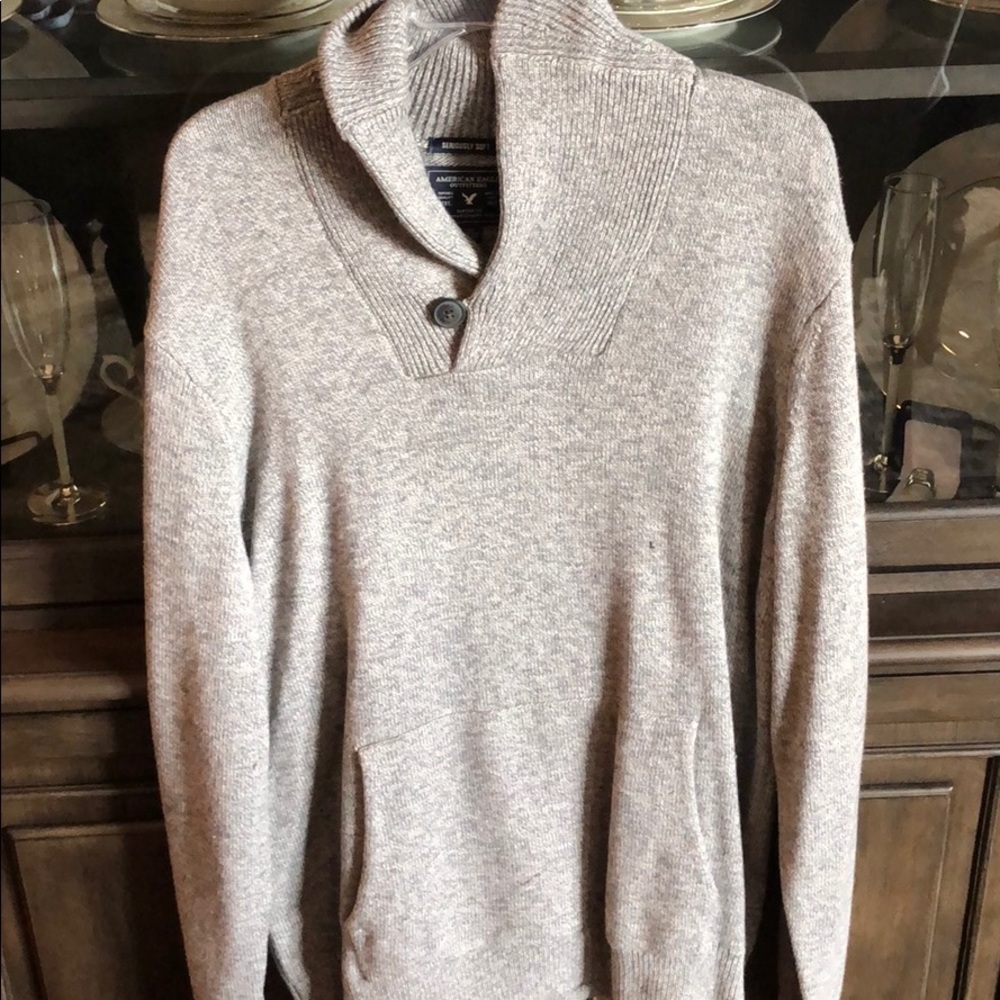 American Eagle Sweater